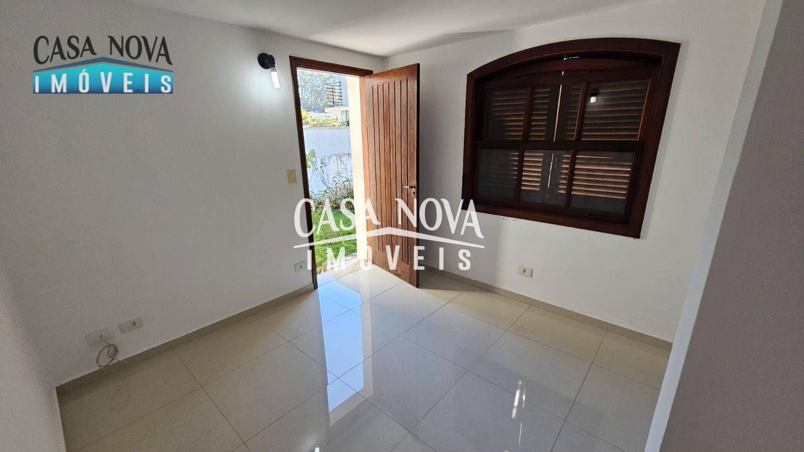 Casa de Condomínio para alugar com 4 quartos, 192m² - Foto 30