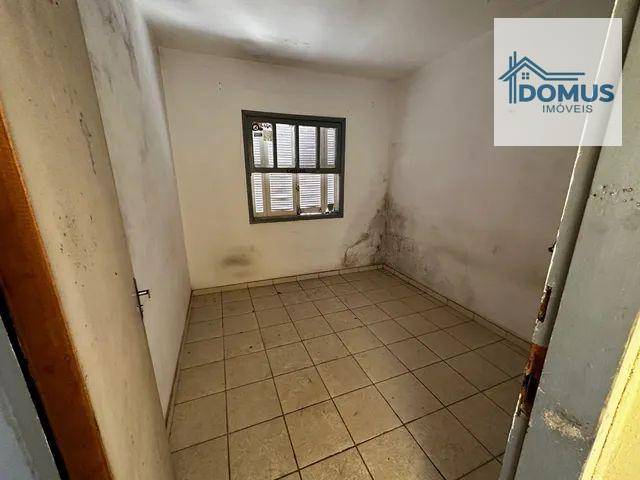 Casa à venda com 4 quartos, 135m² - Foto 16