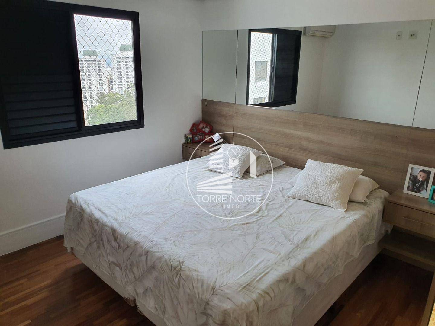 Apartamento à venda com 3 quartos, 128m² - Foto 37