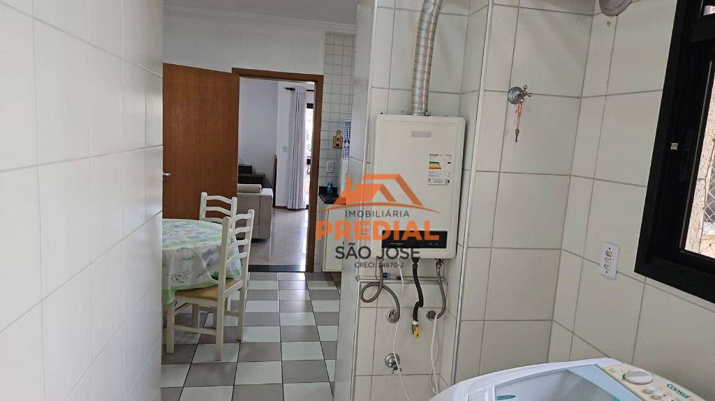 Apartamento à venda com 3 quartos, 125m² - Foto 8