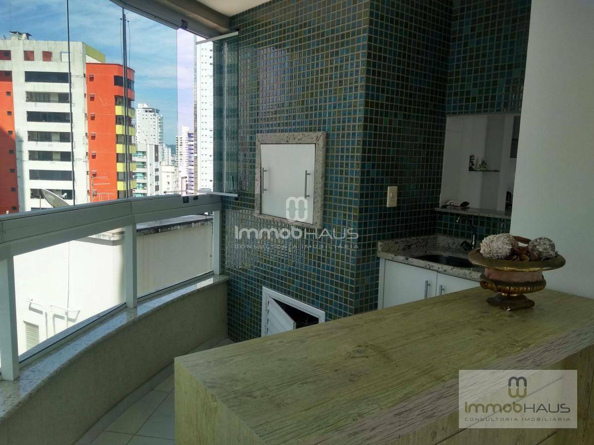 Apartamento à venda com 3 quartos, 186m² - Foto 12