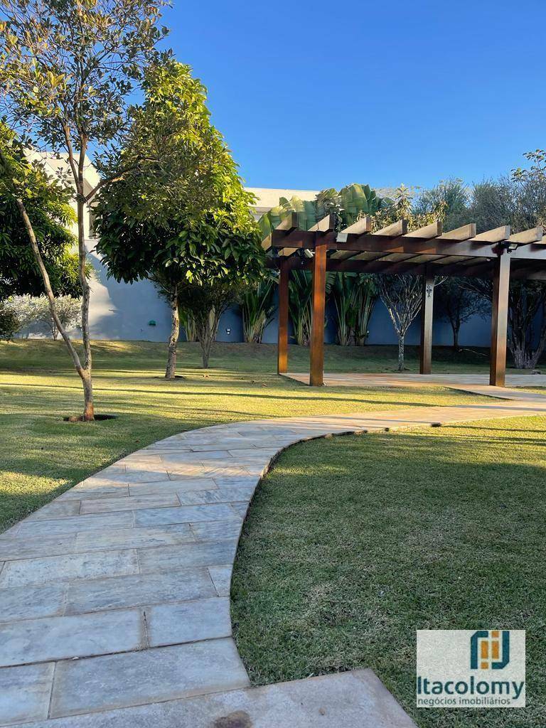 Casa de Condomínio à venda com 4 quartos, 800m² - Foto 3