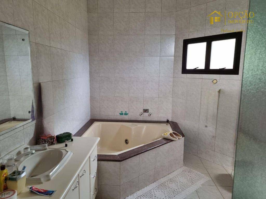 Casa de Condomínio à venda com 3 quartos, 270m² - Foto 9