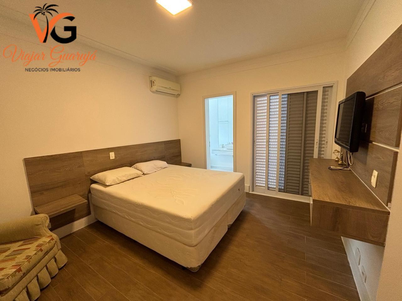 Casa à venda com 5 quartos, 310m² - Foto 37
