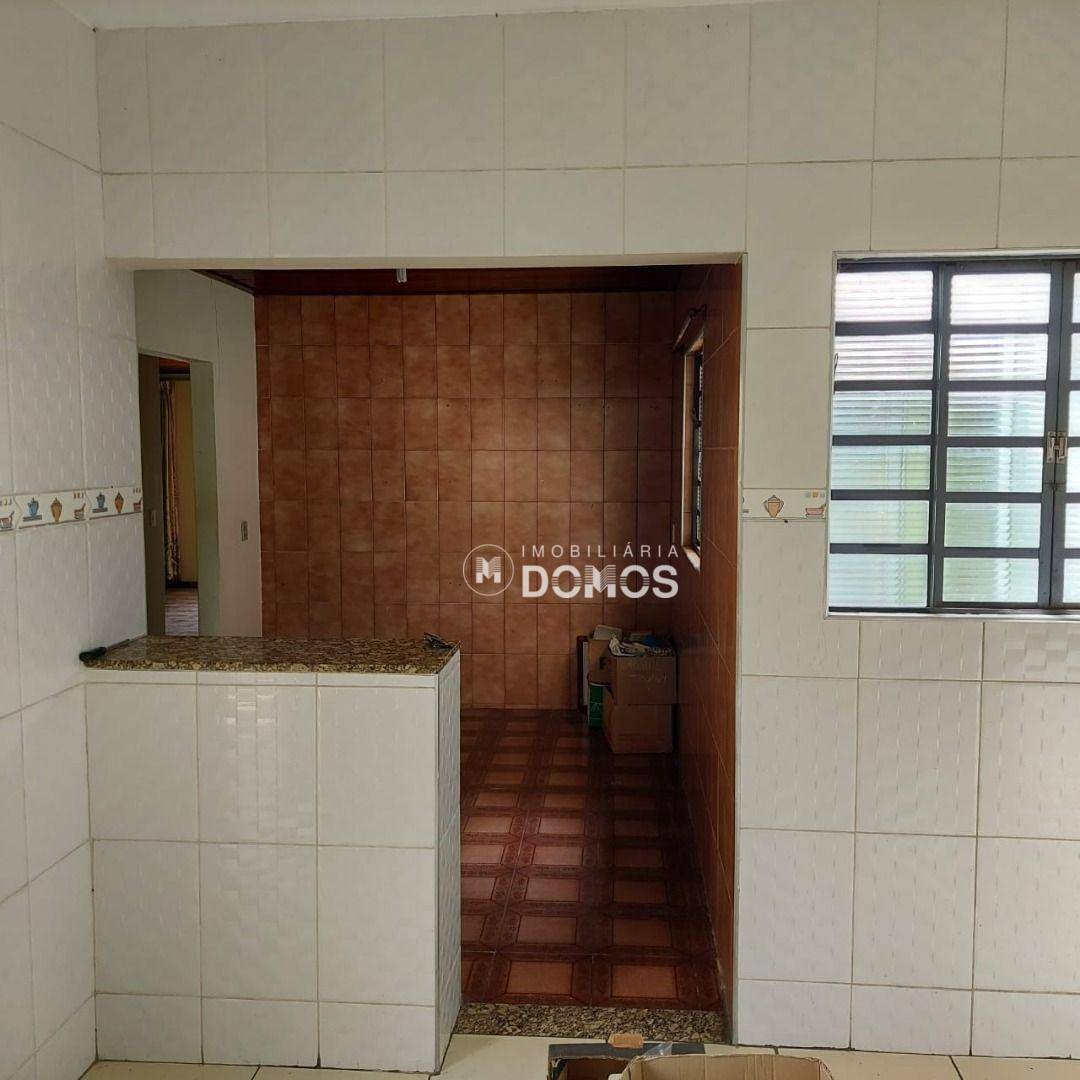 Casa à venda com 4 quartos, 180m² - Foto 31