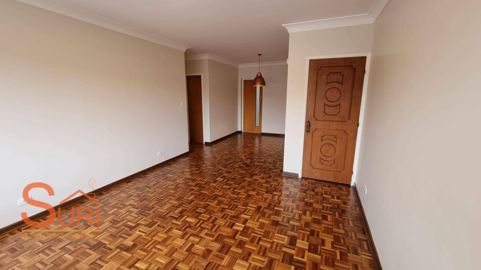 Apartamento à venda com 3 quartos, 103m² - Foto 2