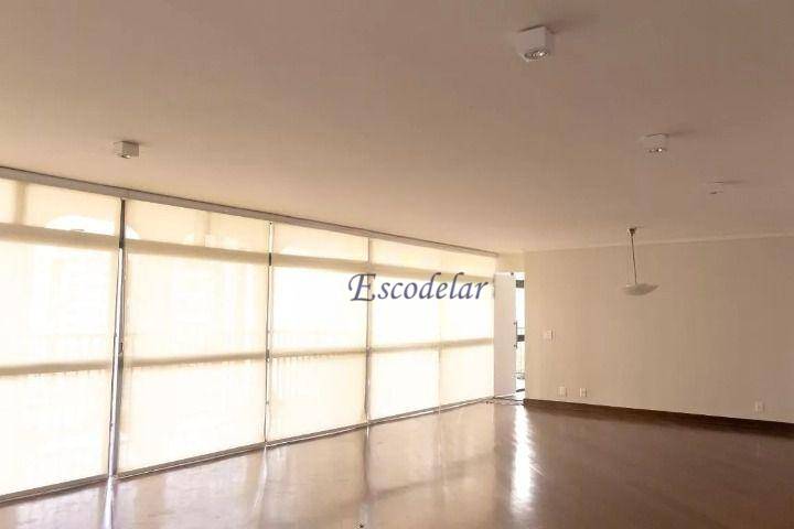 Apartamento à venda com 4 quartos, 240m² - Foto 1