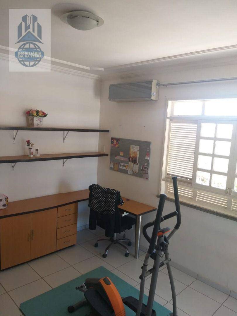 Casa à venda com 6 quartos, 2m² - Foto 10