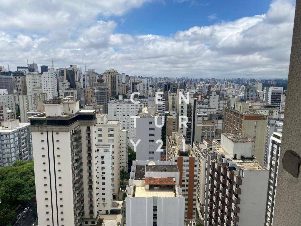 Apartamento à venda com 3 quartos, 135m² - Foto 18