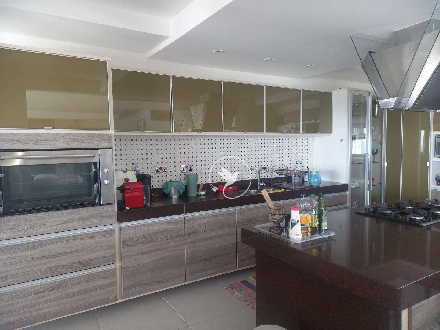 Casa à venda com 6 quartos, 580m² - Foto 13