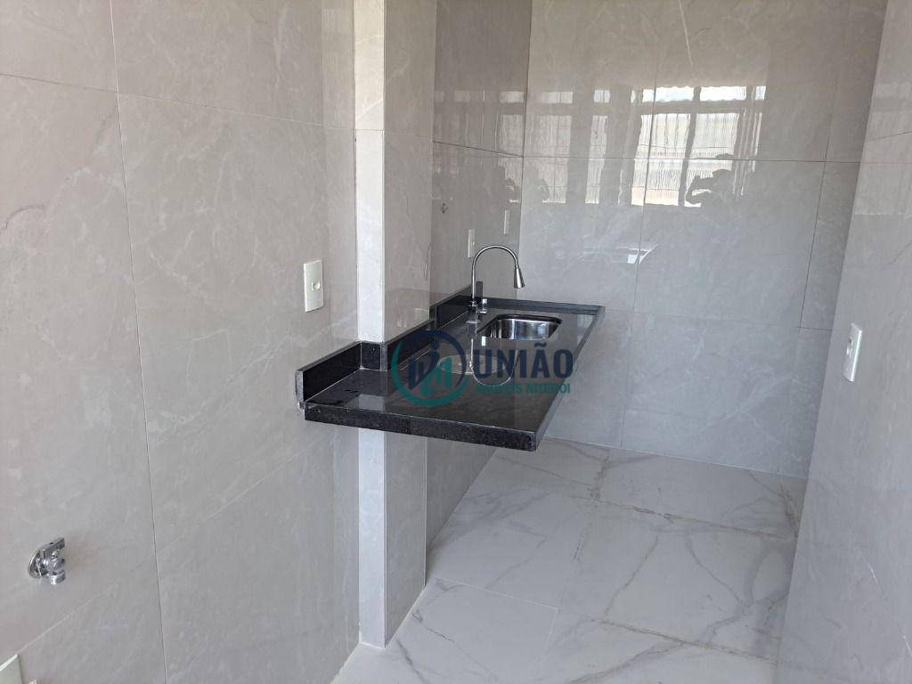 Apartamento à venda com 2 quartos, 75m² - Foto 9