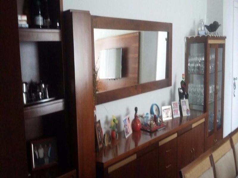 Apartamento à venda com 2 quartos, 60m² - Foto 2