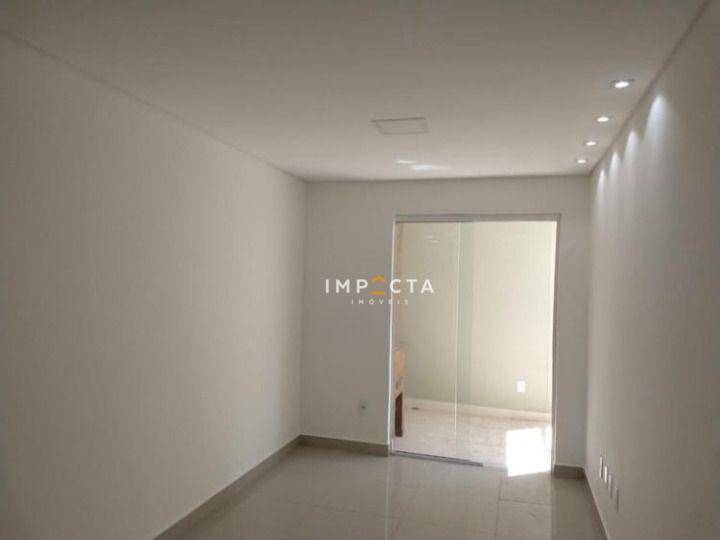 Apartamento à venda com 3 quartos, 93m² - Foto 4