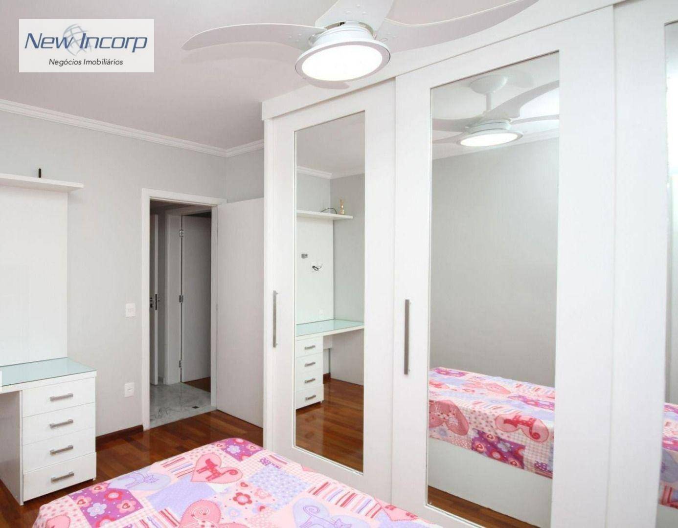 Apartamento à venda com 3 quartos, 131m² - Foto 18