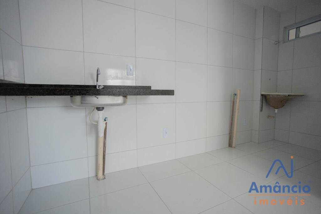 Apartamento à venda com 2 quartos, 45m² - Foto 21