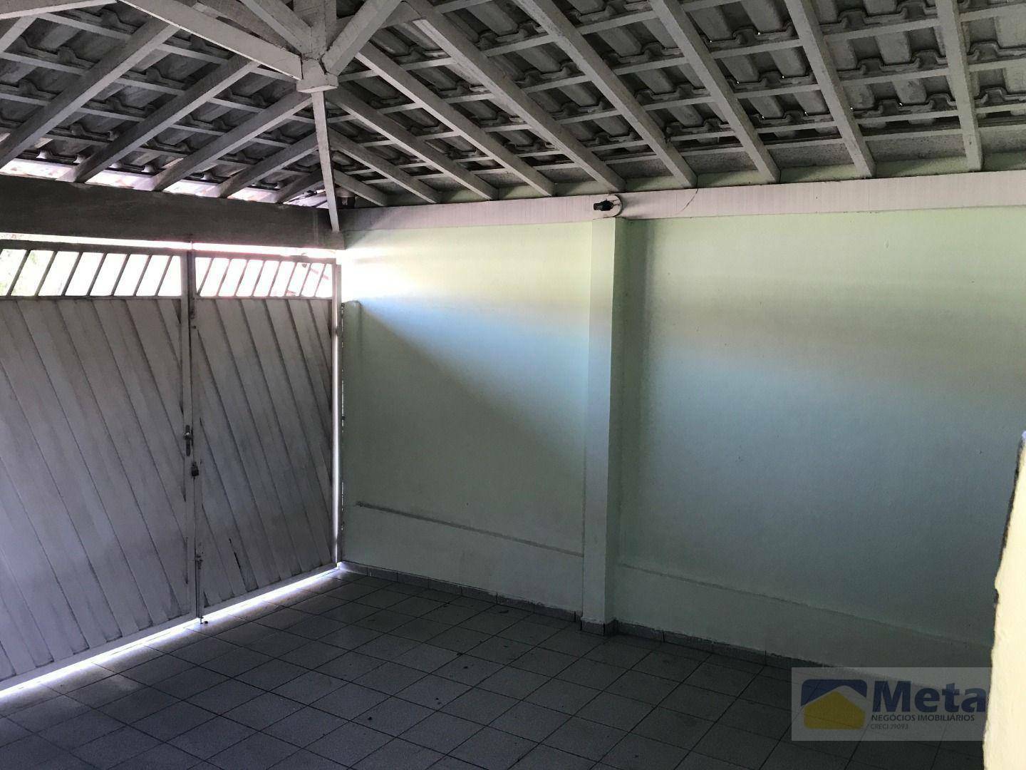 Casa para alugar com 2 quartos, 87m² - Foto 4