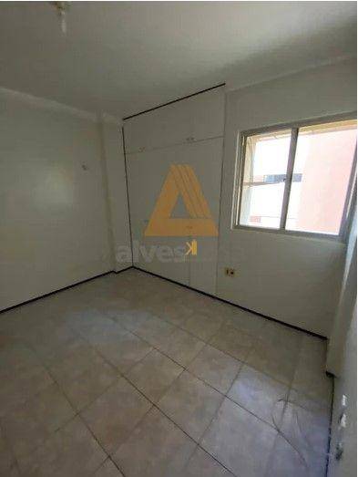 Apartamento à venda com 3 quartos, 112m² - Foto 8