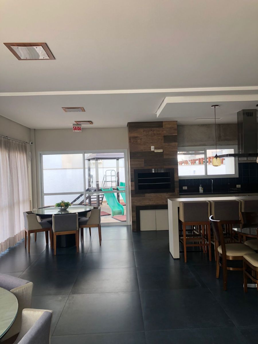 Apartamento à venda com 2 quartos, 67m² - Foto 15