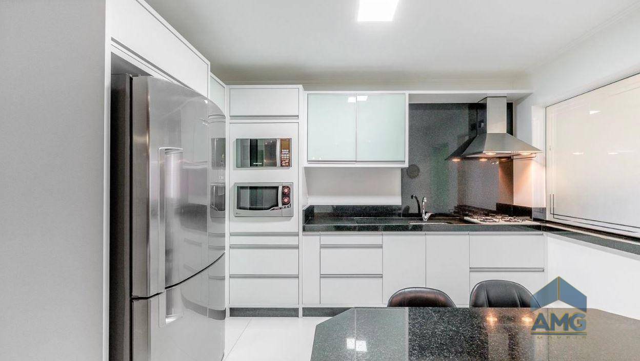 Apartamento, 3 quartos, 128 m² - Foto 3