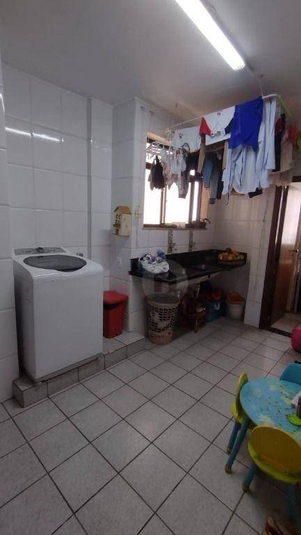 Apartamento à venda com 3 quartos, 170m² - Foto 8