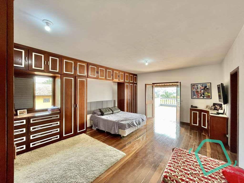 Casa de Condomínio à venda com 4 quartos, 359m² - Foto 37