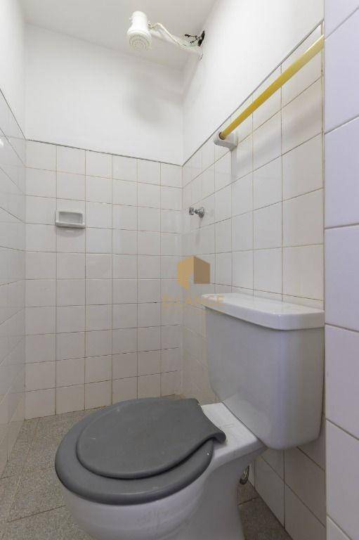 Apartamento à venda com 2 quartos, 67m² - Foto 30