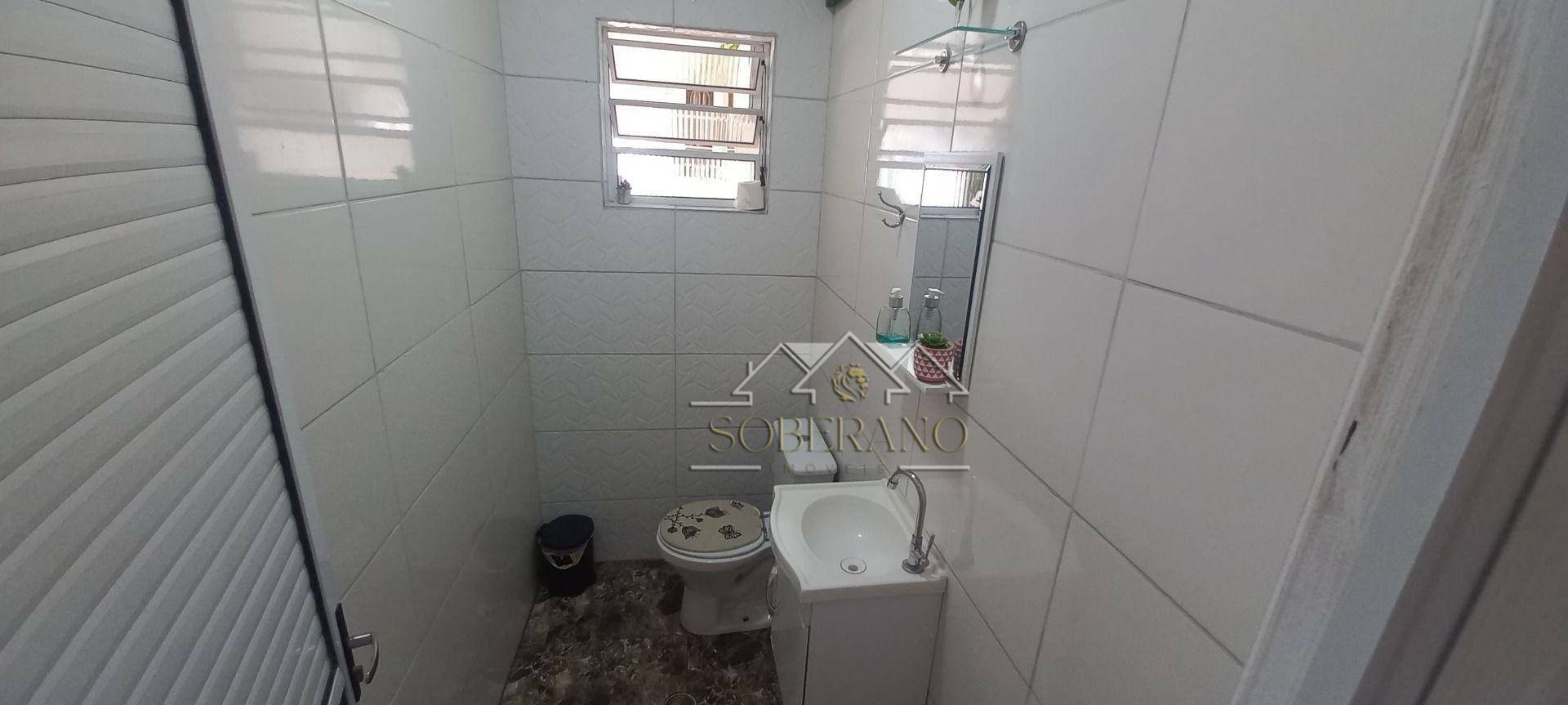 Casa para alugar com 2 quartos, 140m² - Foto 14