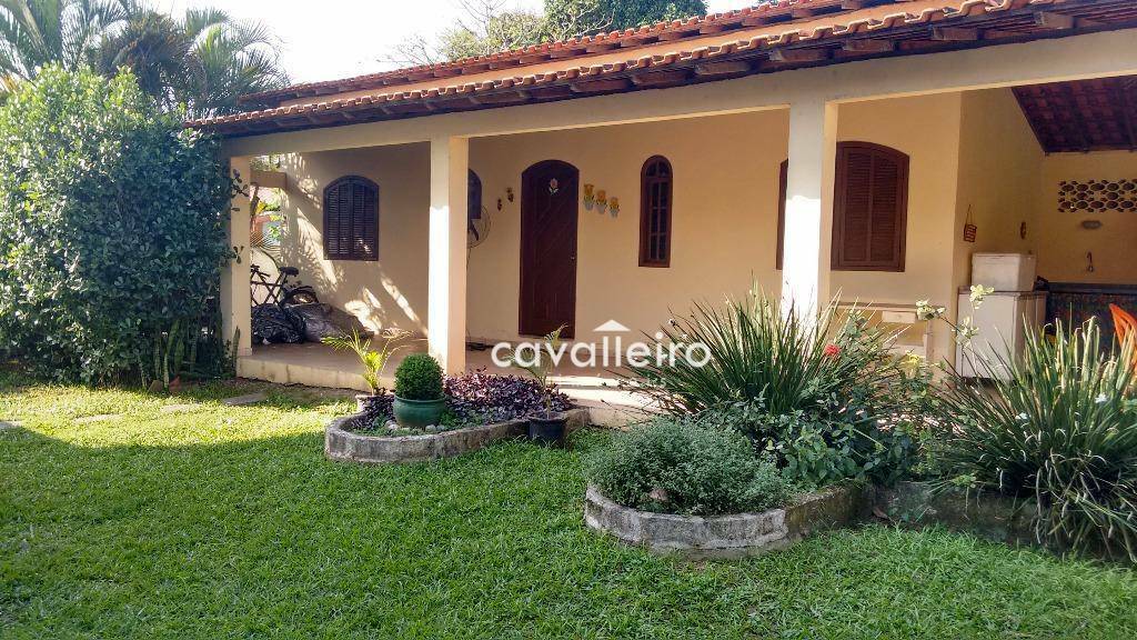 Casa à venda com 3 quartos, 307m² - Foto 47