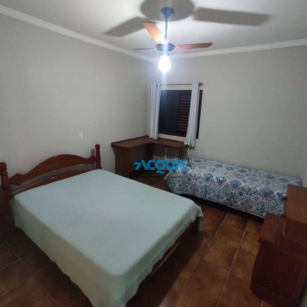Cobertura à venda com 3 quartos, 225m² - Foto 3