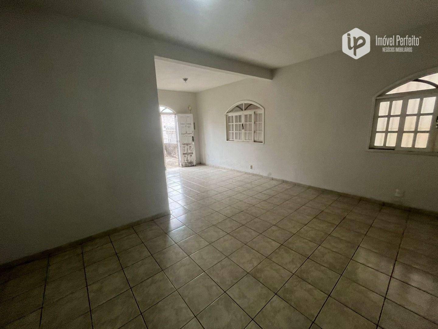 Casa para alugar com 3 quartos, 100m² - Foto 5