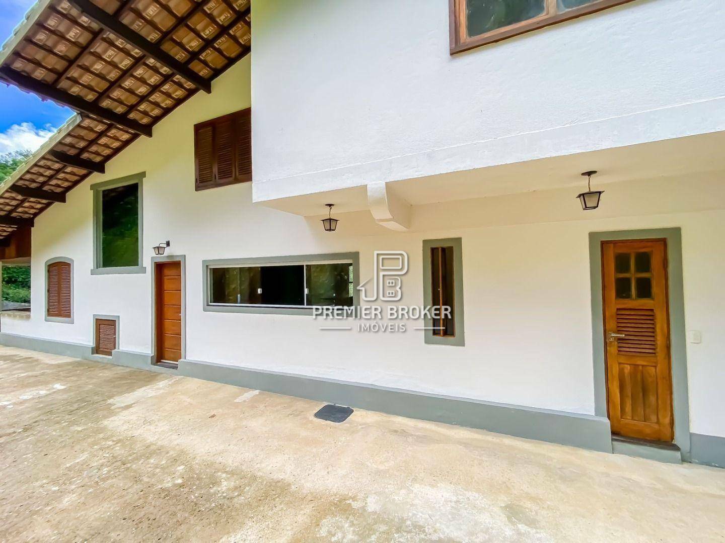 Casa à venda com 5 quartos, 299m² - Foto 26