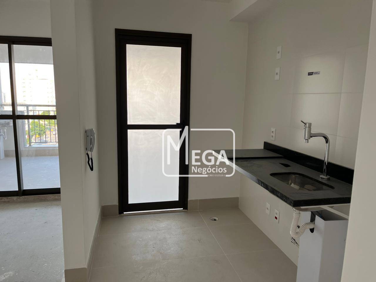 Apartamento à venda com 2 quartos, 71m² - Foto 3