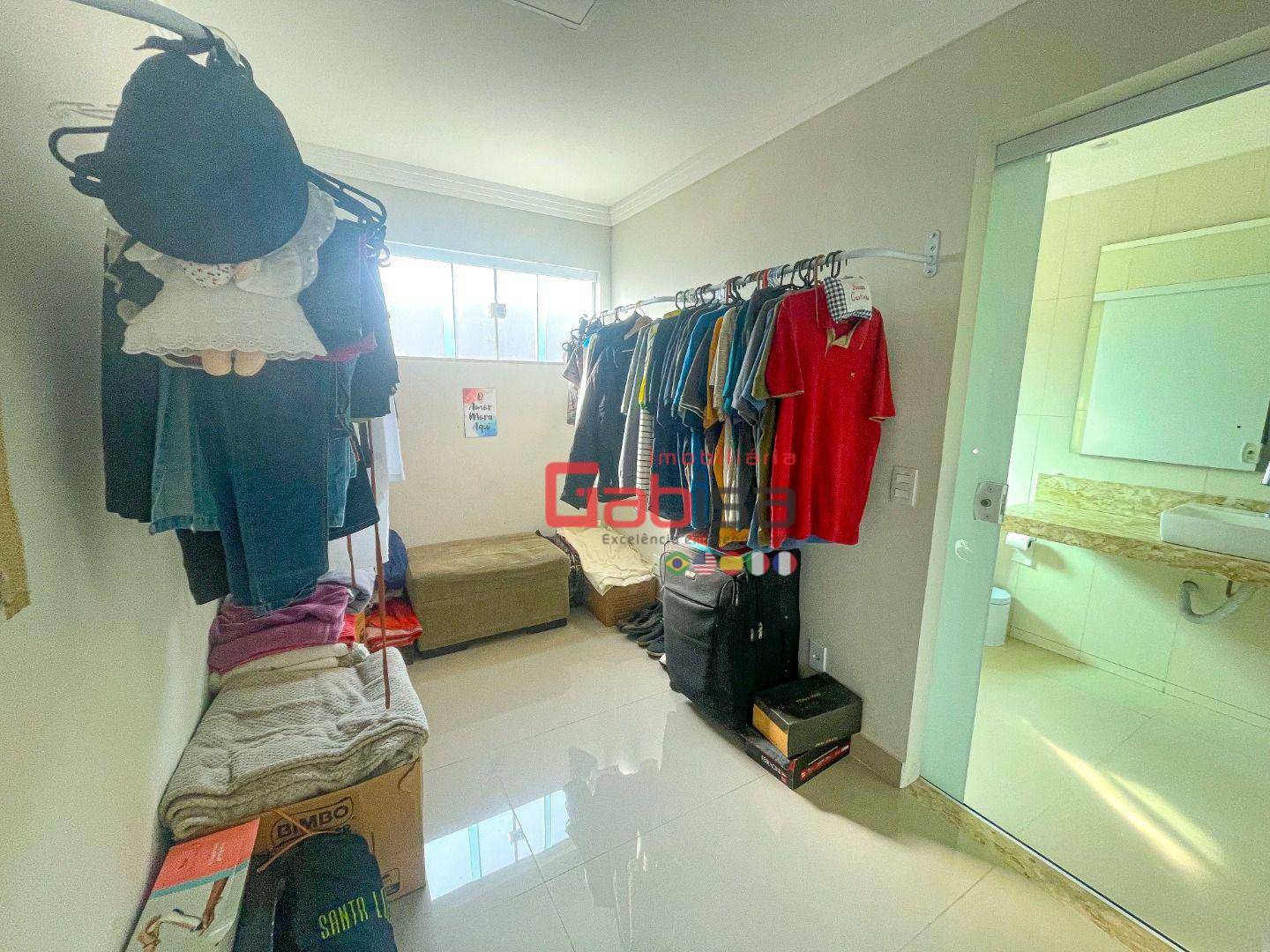 Casa de Condomínio à venda com 4 quartos, 200m² - Foto 31