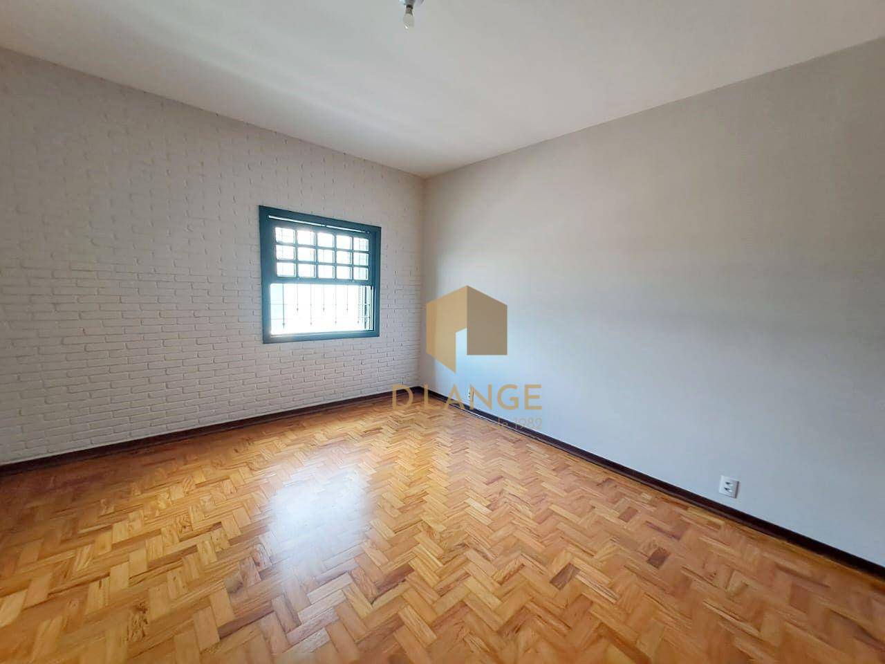 Casa para alugar com 4 quartos, 164m² - Foto 9