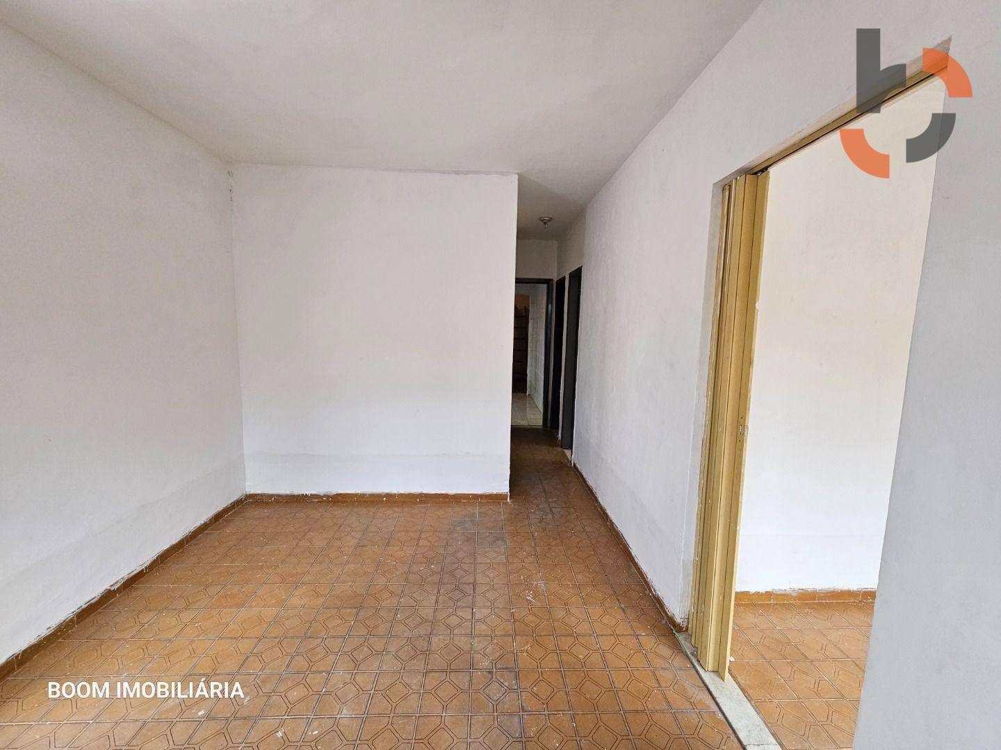 Casa à venda com 3 quartos, 96m² - Foto 8