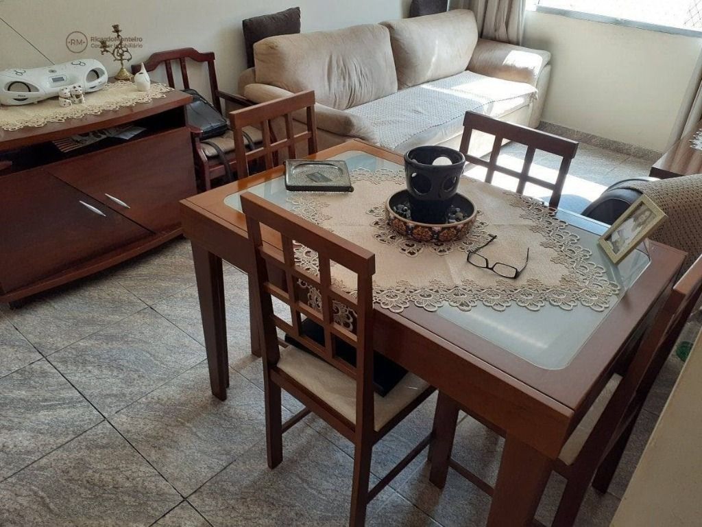 Apartamento à venda com 2 quartos, 62m² - Foto 26