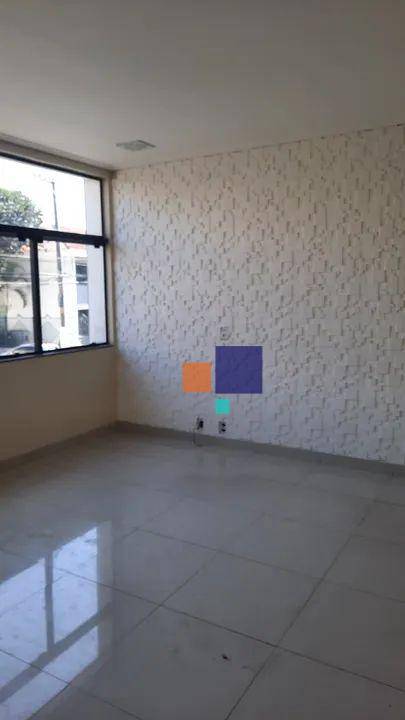 Casa à venda com 4 quartos, 220m² - Foto 9