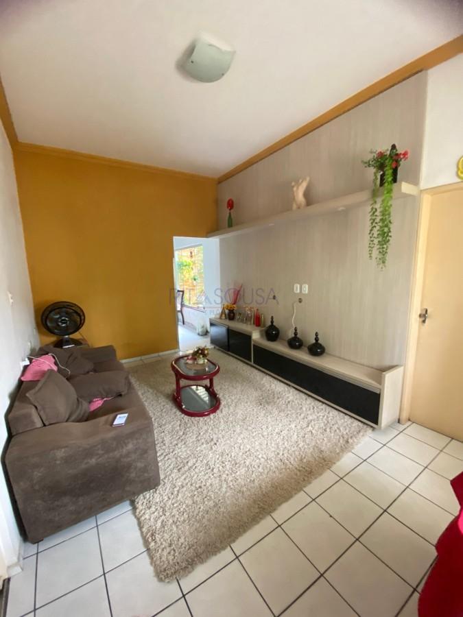 Casa à venda com 3 quartos, 100m² - Foto 11