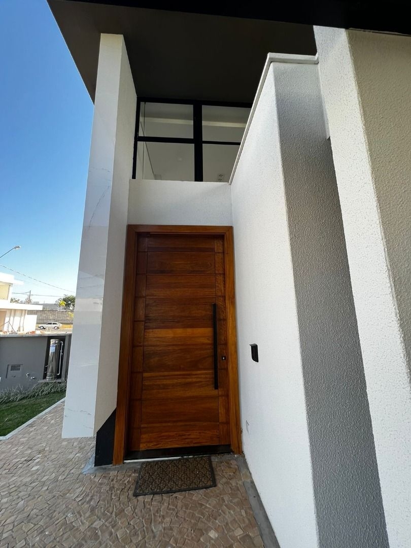 Casa à venda com 3 quartos, 200m² - Foto 4