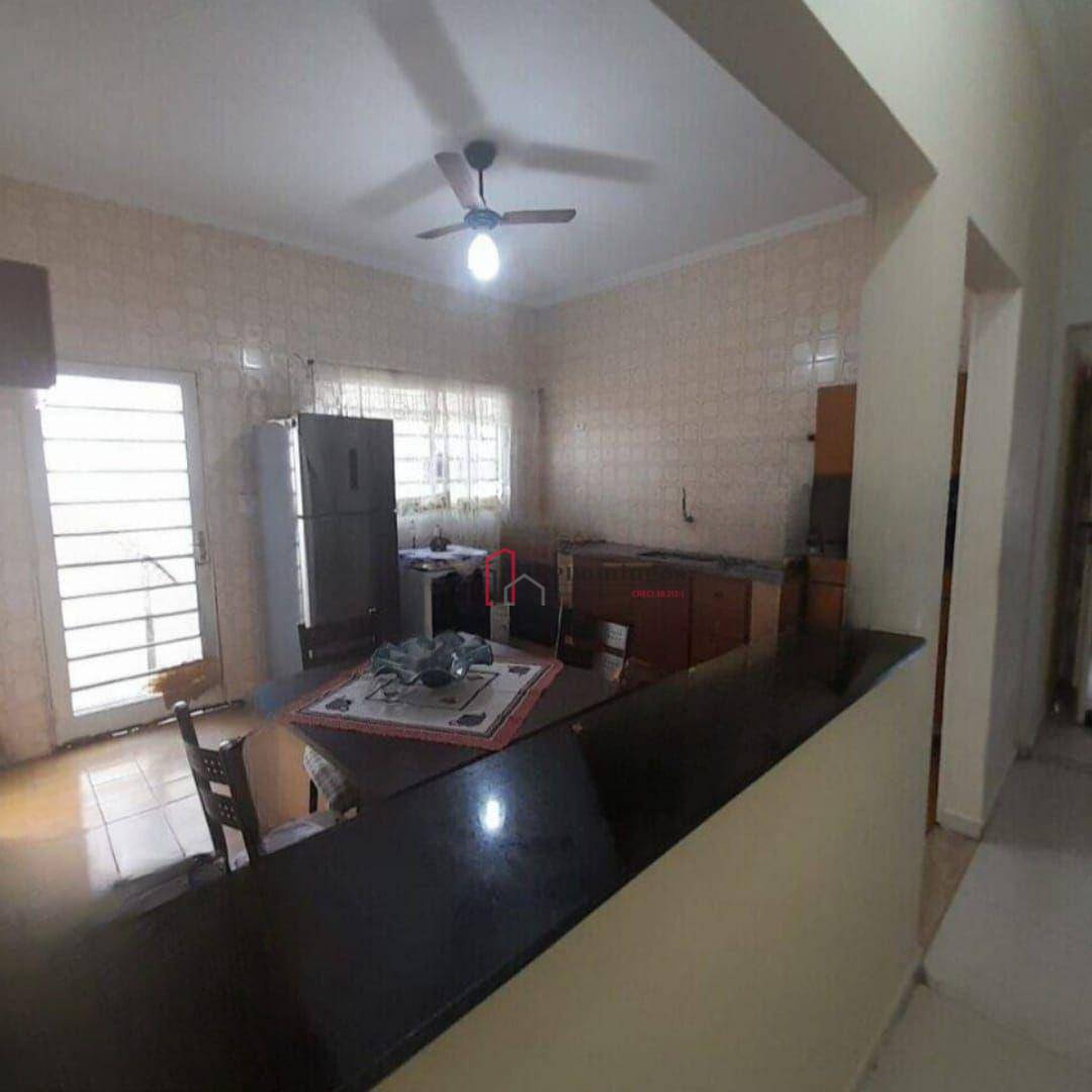 Sobrado à venda com 5 quartos, 250m² - Foto 8