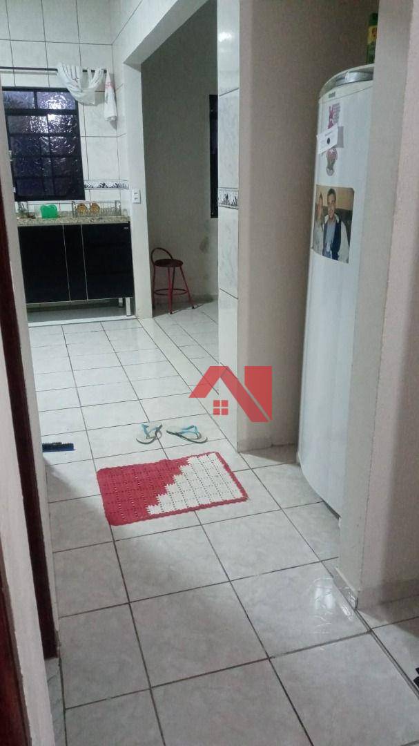 Casa à venda com 2 quartos, 100m² - Foto 12