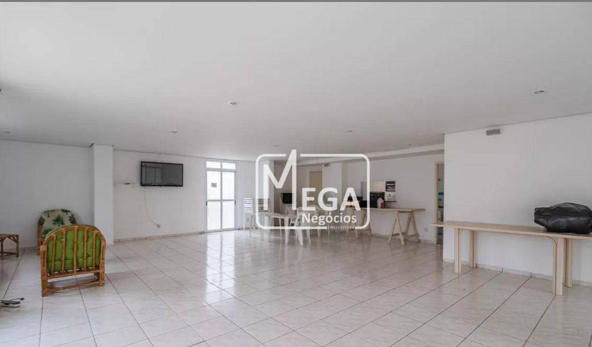 Apartamento à venda com 2 quartos, 64m² - Foto 19