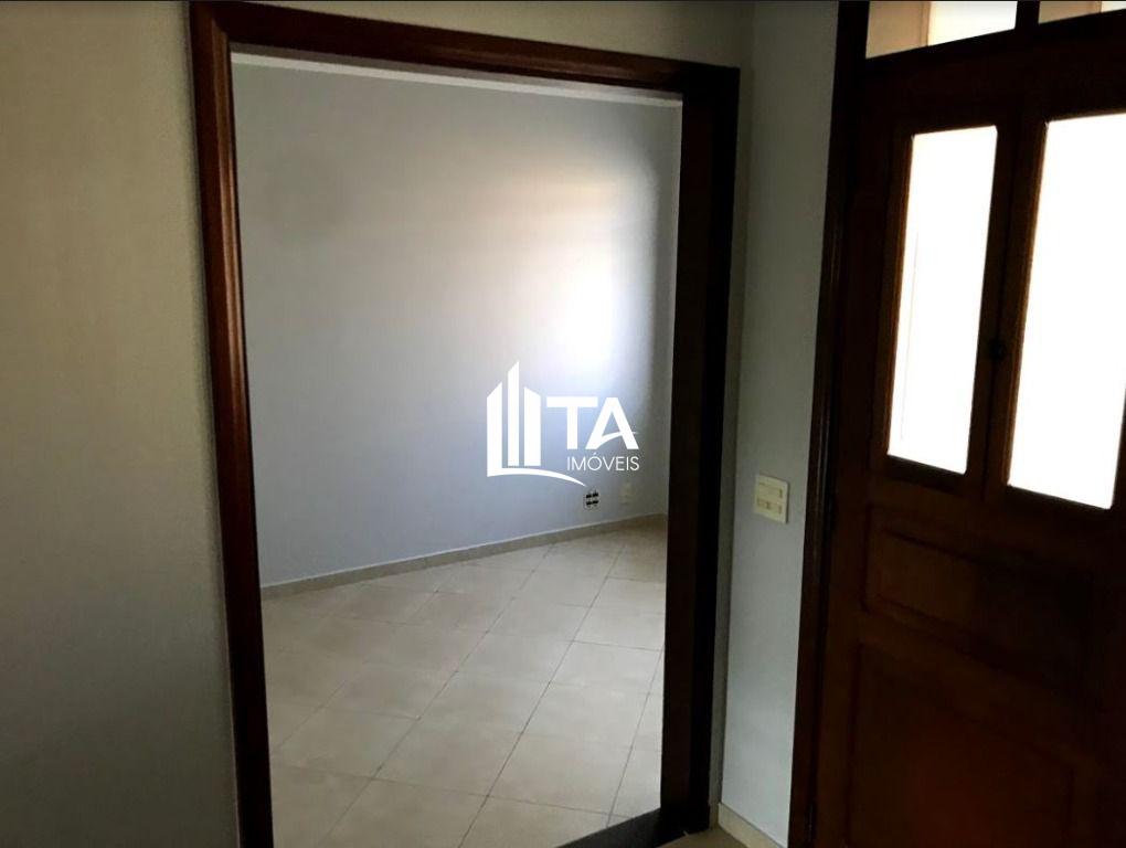 Casa para alugar com 5 quartos, 350m² - Foto 7