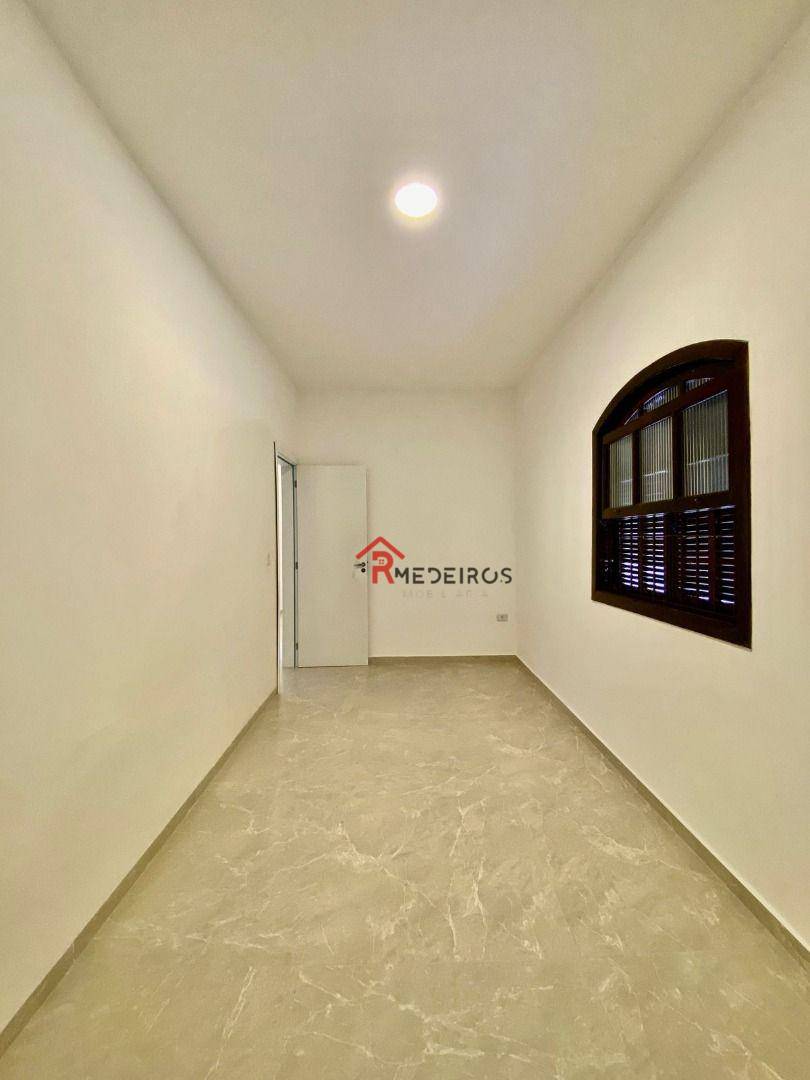 Casa à venda com 3 quartos, 103m² - Foto 11