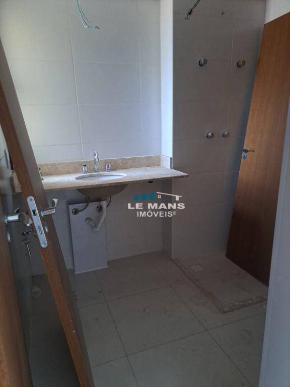 Apartamento à venda com 3 quartos, 85m² - Foto 14