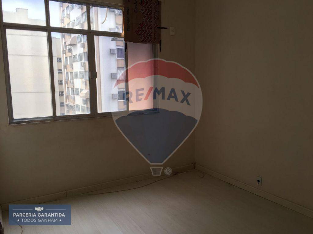 Apartamento à venda com 2 quartos, 78m² - Foto 11