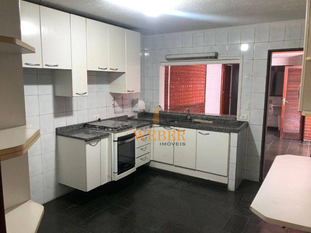 Casa à venda com 4 quartos, 220m² - Foto 30