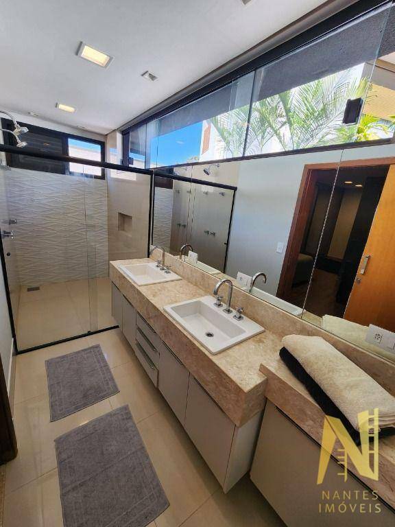 Casa de Condomínio à venda com 4 quartos, 380m² - Foto 8