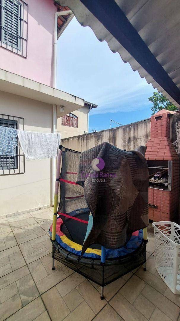 Sobrado à venda com 3 quartos, 120m² - Foto 44