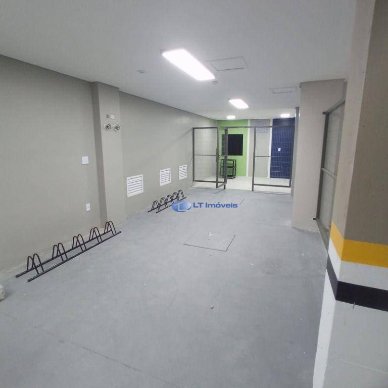 Apartamento para alugar com 3 quartos, 79m² - Foto 34